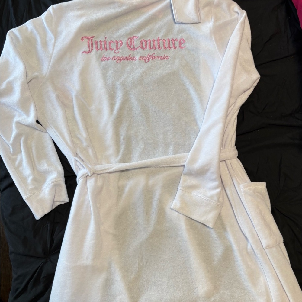 Juicy Couture Cream Robe with Pink Embroidery